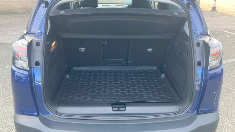 Vauxhall Crossland 1.5 Turbo D Ultimate 5dr Diesel Hatchback